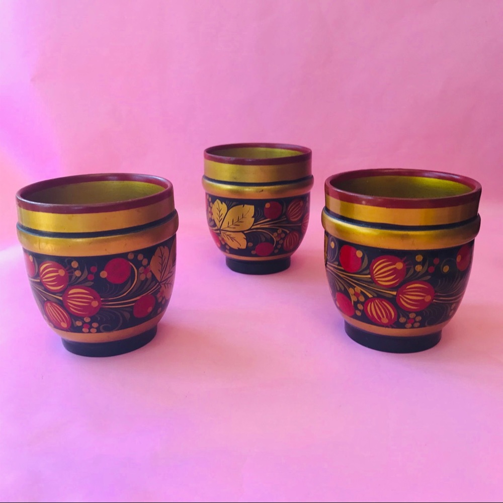 Antique Khokhloma wooden cups